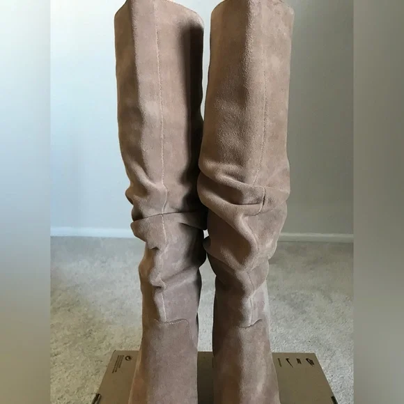 Antonio Melanie Sapphira Beige Suede Slouch Knee High Tall Boot W9 - Picture 4 of 16